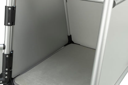 TRIXIE Aluminium-Hundetransportbox (Größe M) – Sicher, Leise & Stabil fürs Auto