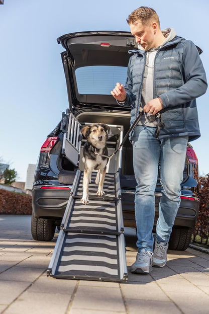 TRIXIE Aluminium-Hundetransportbox (Größe M) – Sicher, Leise & Stabil fürs Auto